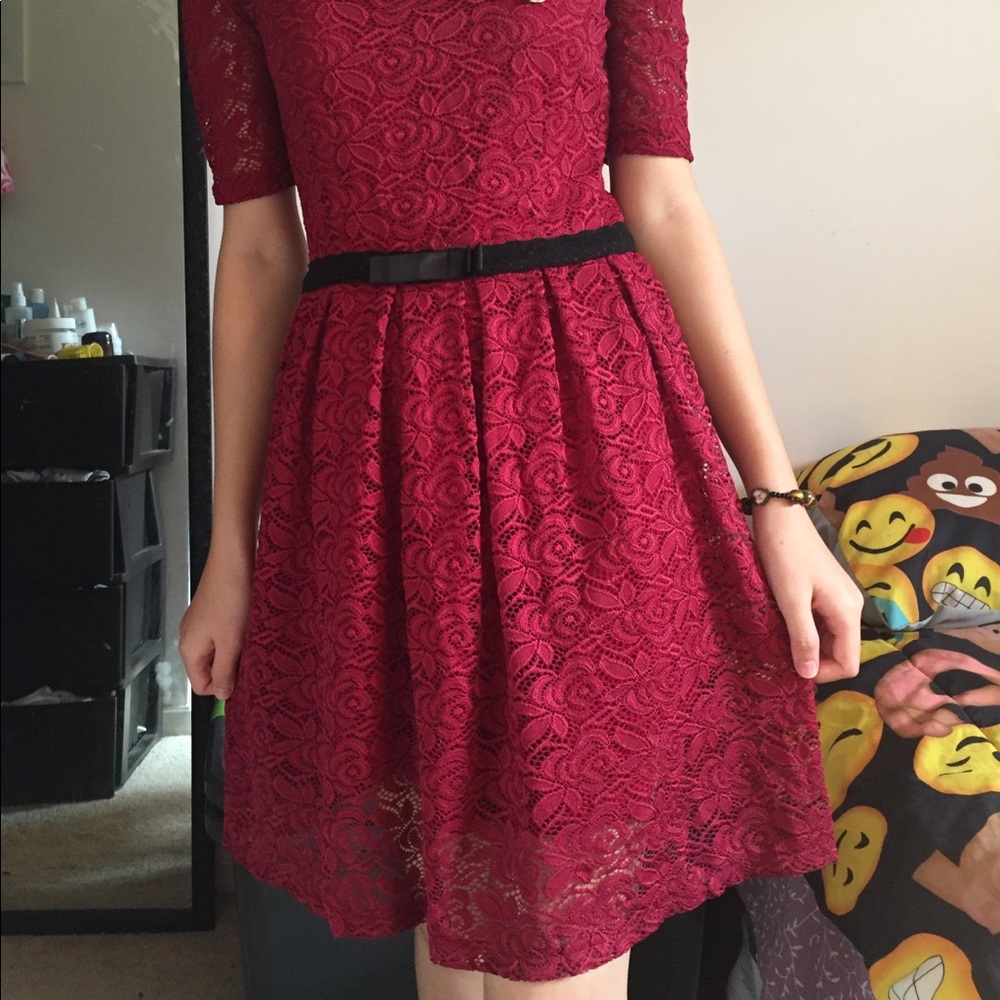 Dress - Picture 2 of 5